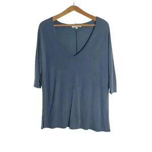 Urban Outfitters UO Project Social Tee Charcoal Grey V Neck Tee Women's Size M